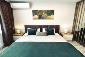 Novopatrusheva Apartment, Tyumen