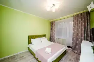 Verkhnyaya 3k2 (2kom) Apartments, Moscow