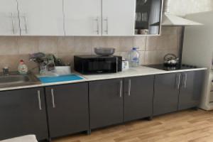 V Kstovo Flat, Kostova
