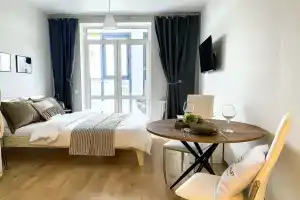 Uyutnaya Studiya Na Samovarnoy Flat, Tula