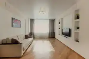 Sutki Ufa na Riharda Zorge Apartments 63/5, Ufa