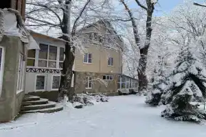 Nikel Guest house, Nikel