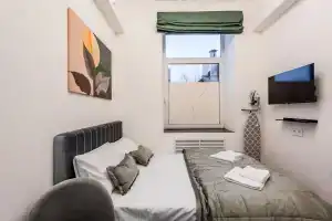 14 Komfortno I Tochka Na Krzhizhanovskogo Apartments, Moscow