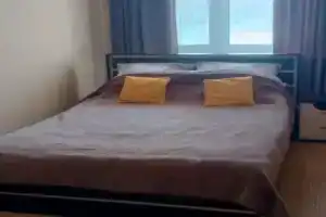 Uyutnaya Dvukhkomnatnaya Kvartira Ryadom S Aeroportom Flat, Ulan-Ude