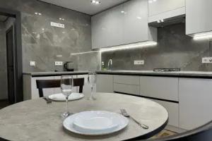Novaya v Tsentre Goroda s Yevroremontom Flat, Saransk
