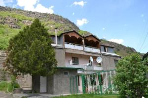 Iris B&B in Debed Canyon, Alaverdi