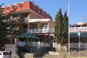 Yuzhnaya Noch' Mini-Hotel, Alushta