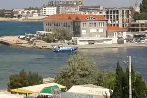 Gostevyye Nomera Omega-Plyazh Apartment hotel, Sevastopol