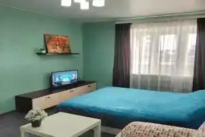 Uyutnaya Ryadom S More Parkom I Zhd Vokzalom Flat, Kirov