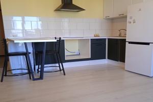 Studiya na Srednerogatskoy Flat