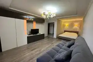 Uyutnaya u Zhd vokzala Flat, Ekaterinburg