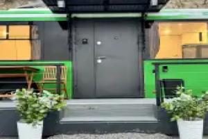 Bus Home s panoramnym vidom Guest house, Almaty