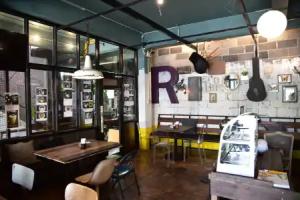 Hand Hotel, Bang Saen