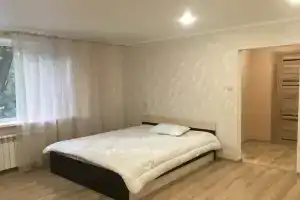 House star, Kurchatov