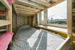 Crazy Monkey Hostel next to the Zoo, Moscow