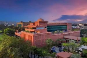 Taj Hotel & Convention Centre, Agra, Agra
