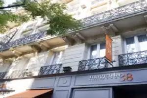 Hôtel Magenta 38 by Happyculture, Paris