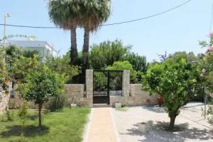ELÉNAS slow living villa, Faliraki