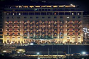 Grand Hotel Vesuvio, Naples