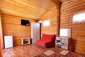 Tikhy Dvorik Holiday Park, Vityazevo
