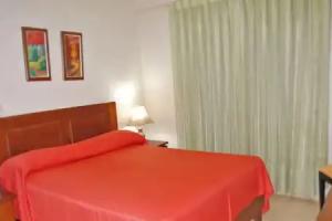 Hotel Century Plaza, Santiago