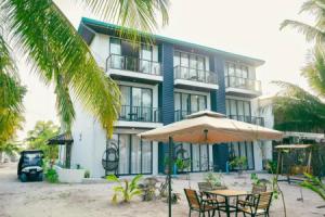 Chak'z 1964 Beach Hotel, Dharavandhoo