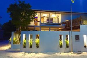 Molar Wave Hotel, Kanu Huraa