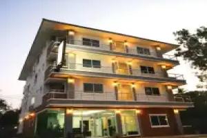 Baan Samrarn, Krabi City