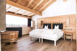 Dolomites Living Hotel Tirler, Kastelruth