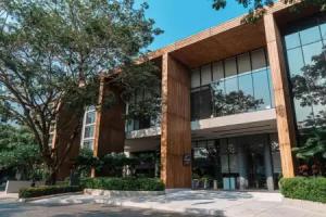 The Park Nine Hotel Suvarnabhumi - Free BKK Airport Shuttle., Lat Krabang