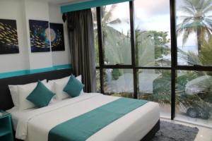 The Hive Beach, Hulhumale
