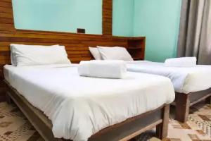 Akiri Surf Retreat Hotel, Thulusdhoo