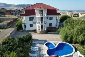 Usadba Dvorets Lvov Cottage, Myndalne