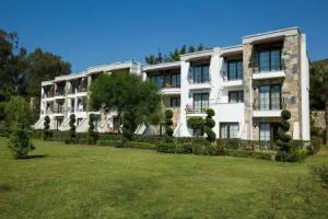 Green Bay Resort & Spa, Guevercinlik