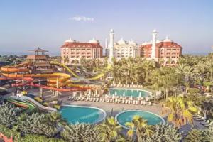 Royal Taj Mahal - All Inclusive, Side