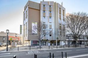 B&B Hotel Nîmes Centre Arènes, Nimes