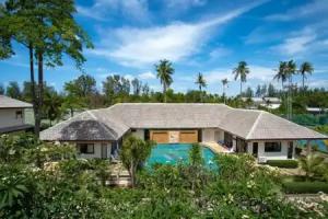 Southern Lanta Resort Hotel, Lanta Island
