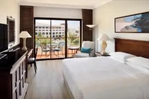 Crowne Plaza Jordan Dead Sea Resort & Spa by IHG, Sweimeh
