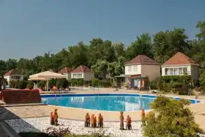 Hutorok Recreation center, Mostovoye