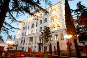 Dacha Doktora Shtejngoltsa Apartments, Alushta