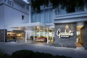 Graduate by Hilton Dallas, Dallas