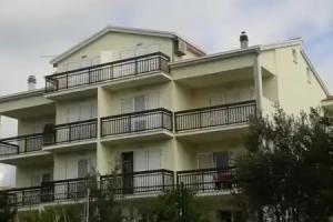 Perkovic Ana Apartments, Kastel Stafilic