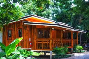 Baansuan Resort, Don Sak