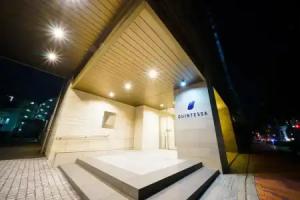 Quintessa Hotel Tokyo Haneda Comic & Books, Tokyo