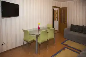 Floral Courtyard Guest House, Yalta