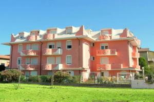 Luxurious Apartment in Lido Degli Estensi near Sea, Porto Garibaldi