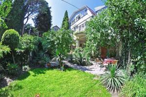 Apartments at Pavlenko Street, Yalta
