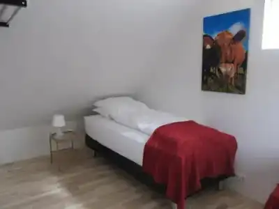 Grand-Inn Bar and Bed - 4