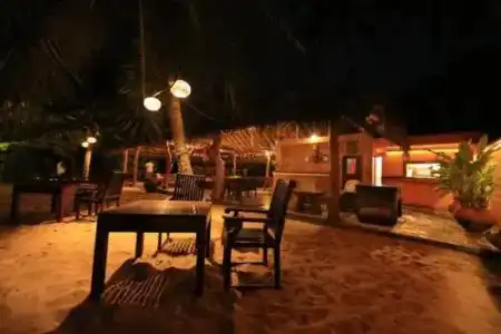 Mangrove Beach Chalets - 10