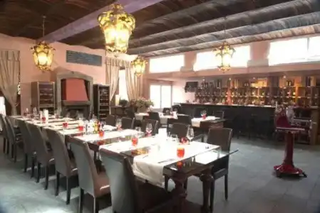 Bottega del Vino Guesthouse - 5